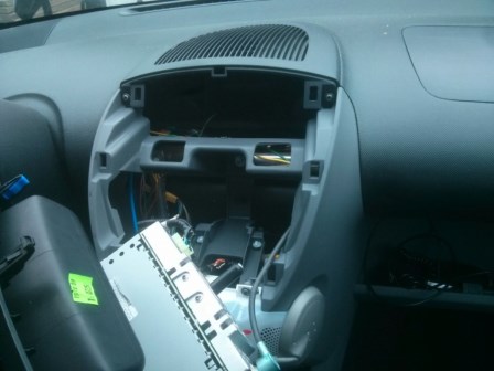 Midterkonsol afmonteret